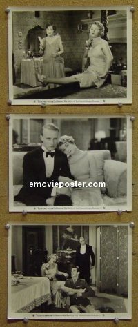 #4175 FLIRTING WIDOW 3 8x10s30 MacKaill 