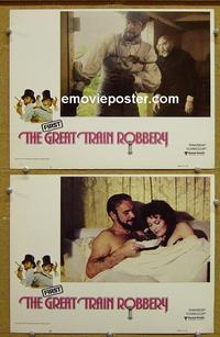 F825 GREAT TRAIN ROBBERY  2 int'l style lobby cards '79 Connery