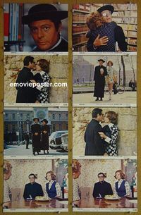 V643 PRIEST'S WIFE 8 color 8x10 mini lobby cards '71 Sophia Loren