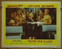 L579 SOME LIKE IT HOT lobby card #8 '59 great Monroe close up!