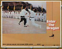 b425 ENTER THE DRAGON movie lobby card #5 '73 Bruce Lee defeats Wall!
