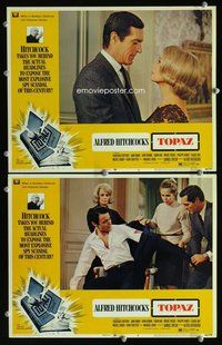 h924 TOPAZ 2 move lobby cards '69 Alfred Hitchcock, Leon Uris