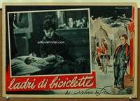 h002 BICYCLE THIEF Italian 13x19 photobusta movie poster '48 boy & baby!
