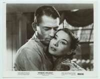 k124 ROMAN HOLIDAY 8x10 movie still R60 Audrey Hepburn & Peck c/u!