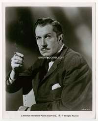 h893 VINCENT PRICE 8x10 movie still '72 close up with cigarette!