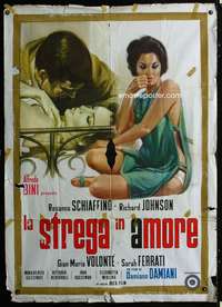 b208 LA STREGA IN AMORE Italian one-panel movie poster '66 sexy Moz art!