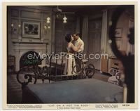 d075 CAT ON A HOT TIN ROOF Eng/US color 8x10 movie still #6 '58 Liz Taylor & Paul Newman embrace!