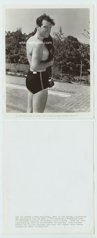 1b088 FRED MACMURRAY candid 8x10 '37 full-length portrait in bathing suit by his new swimming pool!