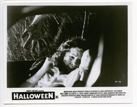 1b114 HALLOWEEN 8x10 movie still '78 John Carpenter, scary image of girl attacked in car!