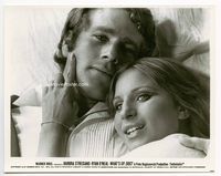 1b338 WHAT'S UP DOC 8x10 still '72 great romantic super close up of Barbra Streisand & Ryan O'Neal!