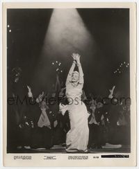 1r081 MARILYN 8x10 movie still '63 sexiest full-length image of Monroe dancing in dress & gloves!