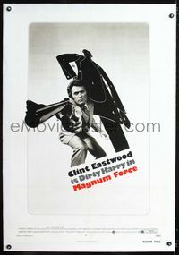 1s260 MAGNUM FORCE linen one-sheet poster '73 Clint Eastwood is Dirty Harry pointing his huge gun!