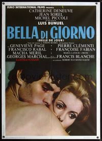 2a554 BELLE DE JOUR Italian one-panel poster '67 Luis Bunuel, close up of sexy Catherine Deneuve!