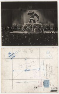 2q002 KING KONG deluxe 10.75x13.75 still '33 great FX image of mad Kong breaking chains on stage!