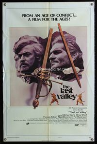 2r504 LAST VALLEY style B one-sheet '71 James Clavell, Michael Caine, cool broken sword image!