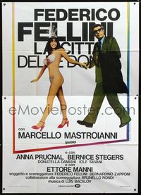 2u011 CITY OF WOMEN Italian 2p '80 Federico Fellini, Marcello Mastroianni & sexy near-naked girl!