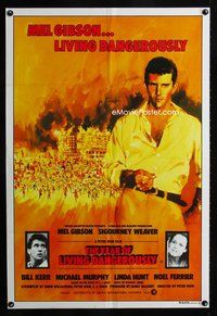 2w503 YEAR OF LIVING DANGEROUSLY Aust 1sh '83 Peter Weir, great artwork of Mel Gibson by Stapleton!