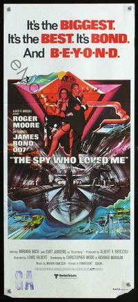 2w880 SPY WHO LOVED ME Aust daybill '77 cool artwork of Roger Moore as James Bond by Bob Peak!