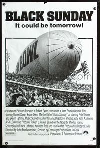3d085 BLACK SUNDAY one-sheet '77 John Frankenheimer, Goodyear Blimp disaster at the Super Bowl!