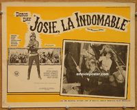 3w233 BALLAD OF JOSIE Mexican movie lobby card '68 quick-draw Doris Day with shotgun!