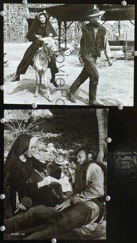 3y888 TWO MULES FOR SISTER SARA 2 8x10 stills '70 great images of Clint Eastwood & Shirley MacLaine!