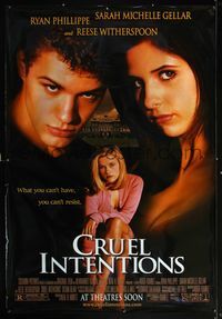 4a228 CRUEL INTENTIONS DS bus stop '99 Sara Michelle Gellar, Ryan Phillippe, Reese Witherspoon
