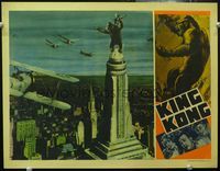 4c380 KING KONG lobby card R38 classic image of Kong on Empire State Building, different border art!