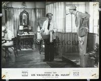 4e892 MR. HULOT'S HOLIDAY French movie lobby card '53 wacky Jacques Tati at Mr. Hulot!