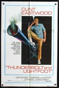 4j934 THUNDERBOLT & LIGHTFOOT style C 1sh '74 art of Clint Eastwood with HUGE gun!