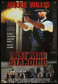 4m033 LAST MAN STANDING video 1sh '96 signed by Bruce Willis w/blazing guns!