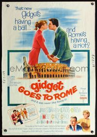 5a502 GIDGET GOES TO ROME 30x40 '63 James Darren & Cindy Carol by Italy's Colisseum!