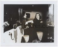 5j143 DOLORES DEL RIO/NORMA SHEARER candid 8x10 still '30s laughing and riding in back of limousine!