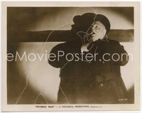 5j289 INVISIBLE MAN 8x10.25 still '33 cool fx image of Claude Rains outline choking guard!