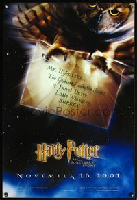 5m467 HARRY POTTER & THE PHILOSOPHER'S STONE teaser 1sh '01 Hedwig, the magical owl!