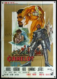 5n162 CAMELOT Italian 1p '68 Harris as King Arthur, Redgrave as Guenevere, different Casaro art!