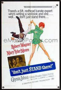 5p290 DON'T JUST STAND THERE 1sh '68 wacky art of sexiest Barbara Rhoades throwing Robert Wagner!
