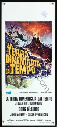 5w598 LAND THAT TIME FORGOT Italian locandina '75 Edgar Rice Burroughs, cool dinosaur art!