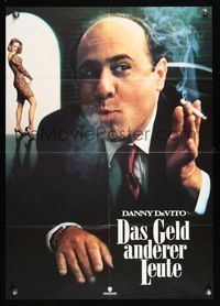 6d835 OTHER PEOPLE'S MONEY video German '91 Danny DeVito, sexy image of Penelope Ann Miller!