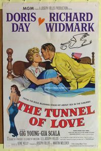 6j929 TUNNEL OF LOVE 1sh '58 great romantic art of Doris Day & Richard Widmark kissing!