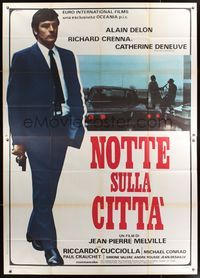 6p032 DIRTY MONEY Italian 2p '72 Jean-Pierre Melville's Un Flic, full-length Alain Delon with gun!