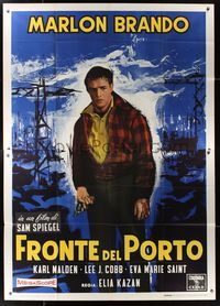 6p058 ON THE WATERFRONT Italian 2p R60 directed by Elia Kazan, different image of Marlon Brando!