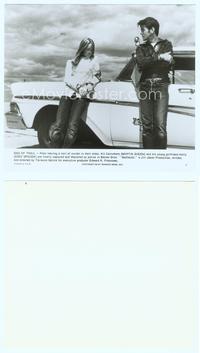 7b159 BADLANDS 8x9.25 still #1 '74 Terrence Malick's cult classic, Martin Sheen & Sissy Spacek!