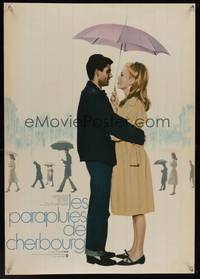 7g419 UMBRELLAS OF CHERBOURG Japanese '64 different image of Catherine Deneuve, Jacques Demy