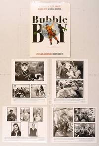 7j187 BUBBLE BOY presskit '01 great image of Jake Cyllenhaal in plastic bubble!