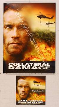 7p119 COLLATERAL DAMAGE presskit '02 angry looking Arnold Schwarzenegger is out for revenge!