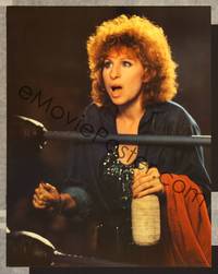 7r493 MAIN EVENT color 11x14 still '79 close up of Barbra Streisand as Ryan O'Neal's corner man!
