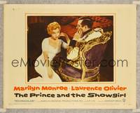 7r627 PRINCE & THE SHOWGIRL LC #2 '57 sexy Marilyn Monroe sits in front of royal Laurence Olivier!