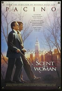 8r408 SCENT OF A WOMAN 1sh '92 great image of blind Al Pacino walking with Chris O'Donnell!