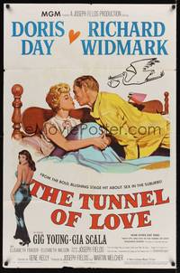 9d927 TUNNEL OF LOVE 1sh '58 great romantic art of Doris Day & Richard Widmark kissing!