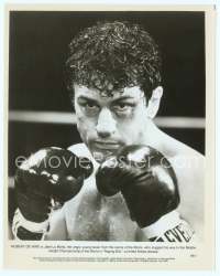 9g364 RAGING BULL 8x10 still '80 Scorsese, intense c/u of boxer Robert De Niro with gloves raised!